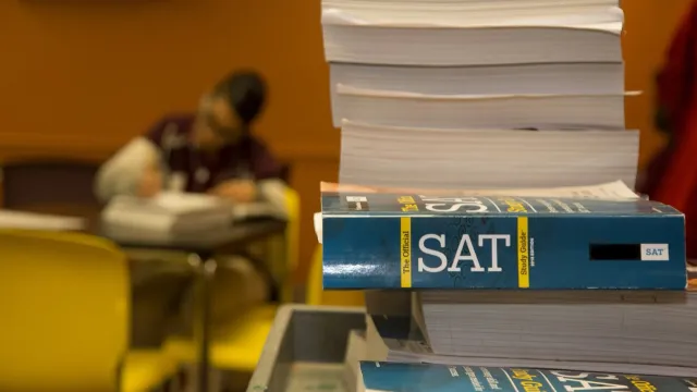 SAT Hazırlığı təlimi (xaricdə bakalavriat üçün)